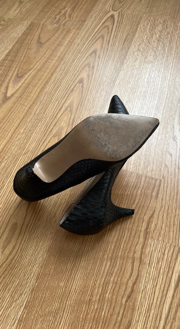 Kadın Siyah Yılan Derisi  görünümlü ayakkabı - Görsel 5