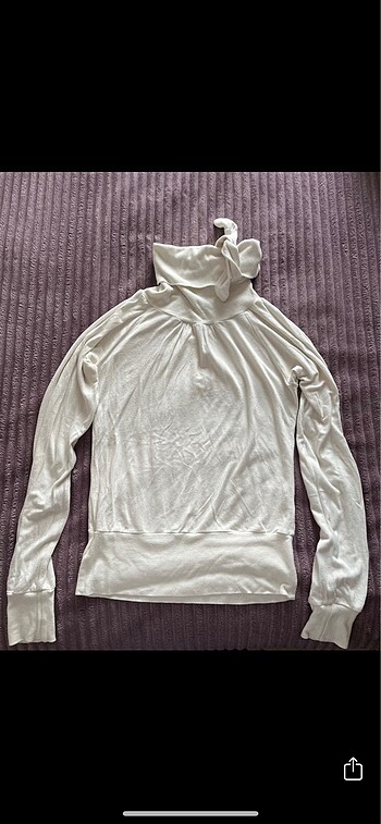 KREM BOĞAZ DETAYLI BODY