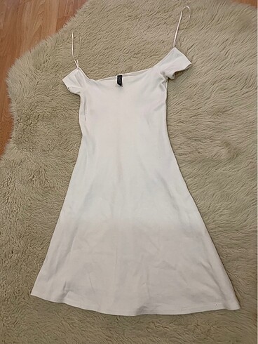 Beyaz H&M elbise
