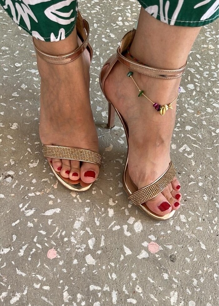 Topuklu ayakkabı - Görsel 3