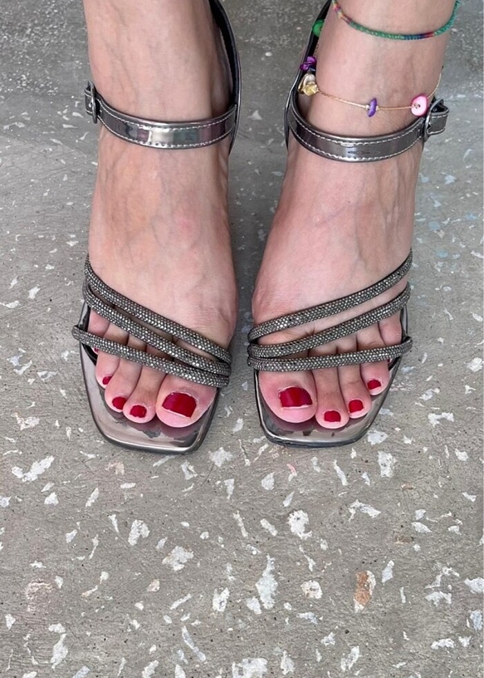 Topuklu ayakkabı - Görsel 2