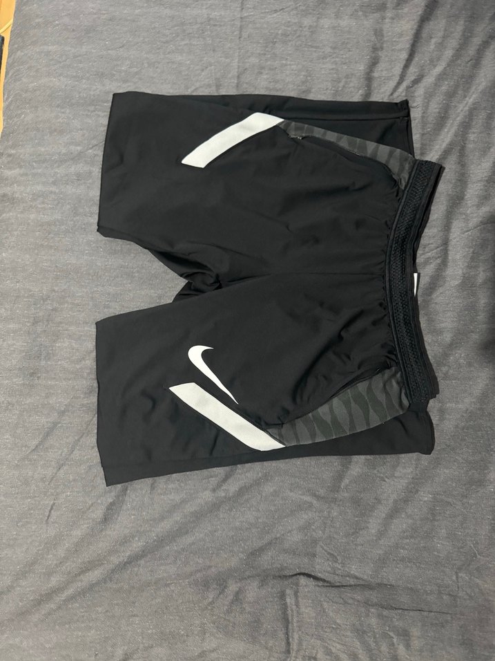 Nike orijinal eşofman takımı - Görsel 3