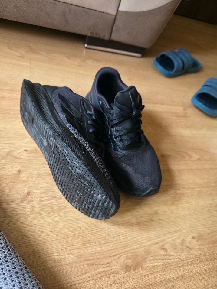 Adidas Siyah Spor Ayakkabı — görsel 4/7