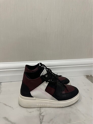 37 Beden bordo Renk Shoes & More Ayakkabı