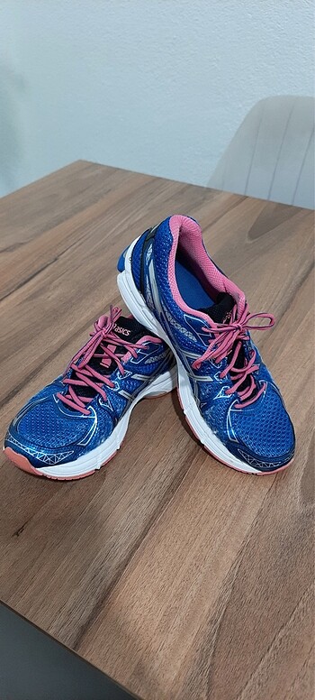 39 Beden ASİS KADIN SPOR AYAKKABI
