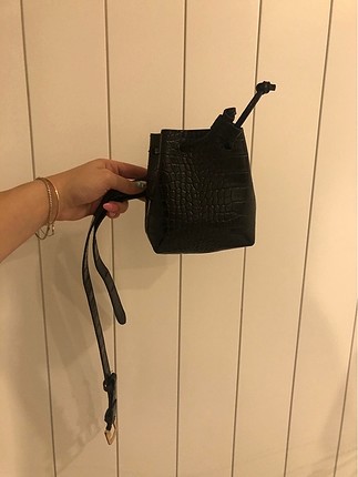 Mango yılan desenli çanta