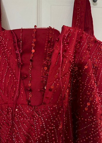 Kırmızı İşlemeli Boncuklu Uzun Abiye Elbise - Görsel 5