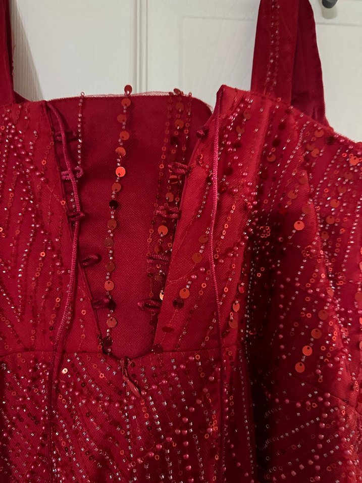 Kırmızı İşlemeli Boncuklu Uzun Abiye Elbise - Görsel 5