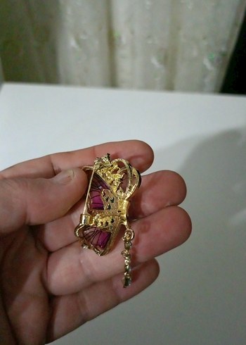 Beden çeşitli Renk Nakışlı Püsküllü Çok Renkli Kelebek Broş