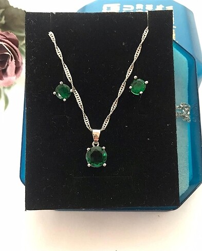 925 AYAR GÜMÜŞ ZİRKON TAŞLI SET