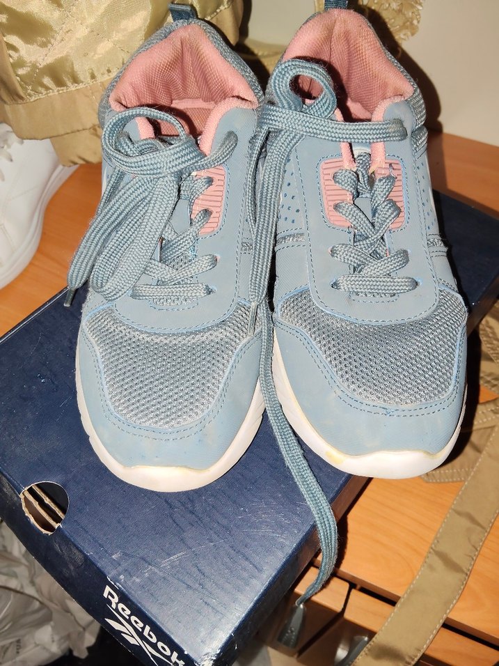 Gri Kadın Spor Ayakkabı Velcro Detaylı - Görsel 2