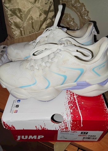 Beyaz Bağcıklı Kadın Spor Ayakkabı - Görsel 2