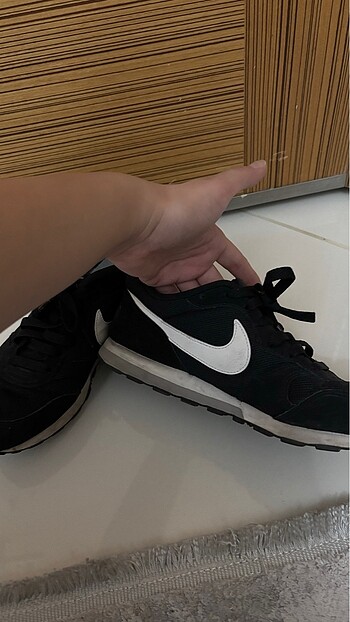 38,5 Beden siyah Renk Nike ayakkabı