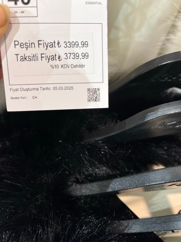 Beyaz Kadın Kürk Detaylı Midi Boy Ceket - Görsel 4