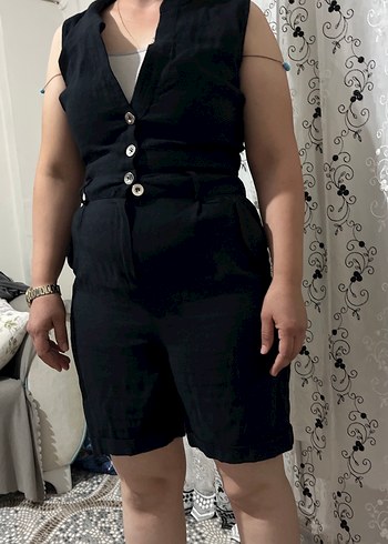 Kadın Siyah Keten Düğmeli Kısa Tulum - Görsel 2