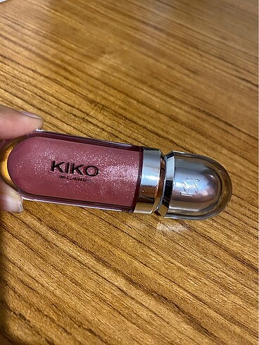 Kiko gloss