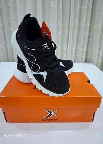 Kinetix Kinetix Erkek Çocuk Spor Ayakkabı Velcro Bantlı