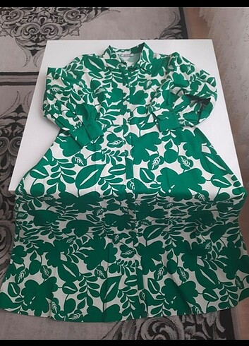 42 Beden Defacto yeşil tesettür elbise 
