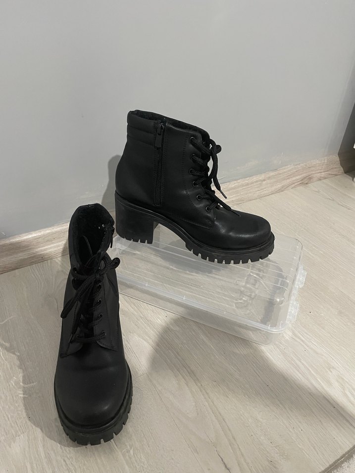 Siyah topuklu  Bot - Görsel 4