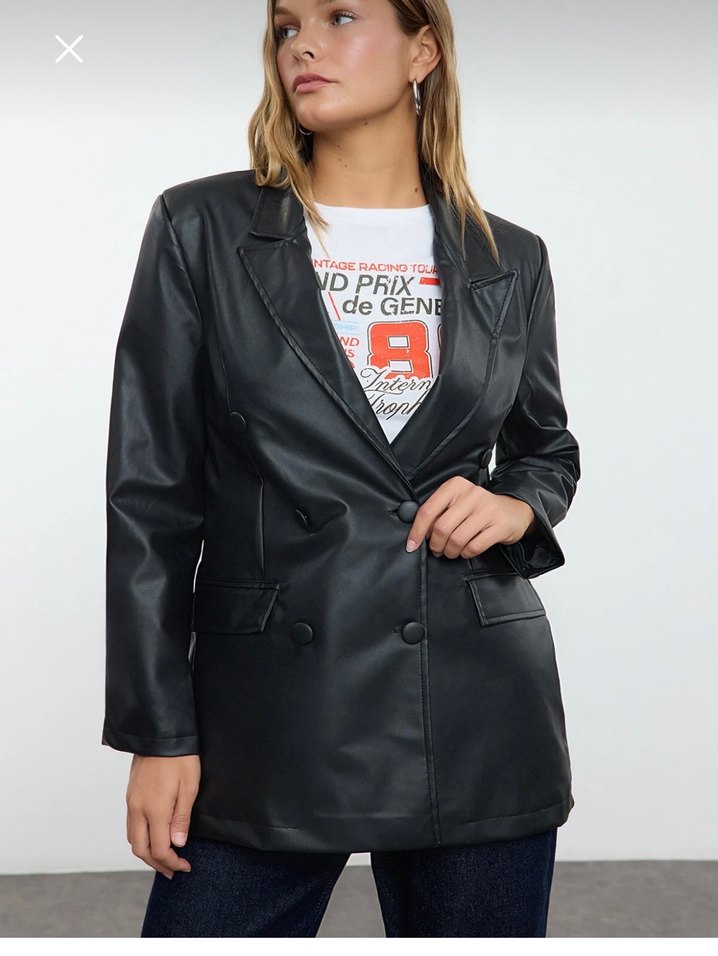 Düğmeli Siyah Deri Kadın Blazer - Görsel 3