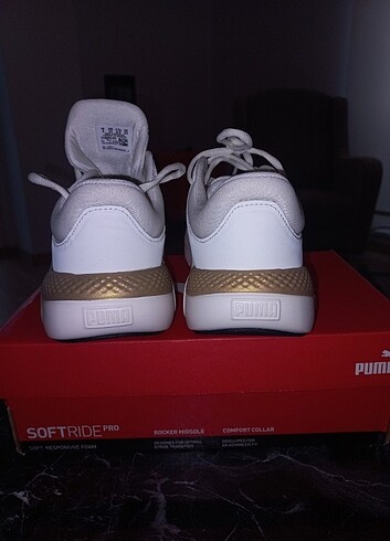 37 Beden beyaz Renk Puma softride pro orijinal 