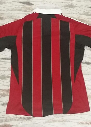 Adidas AC Milan 2012/2013 İç Saha Forması