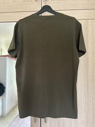Calvin Klein Tshirt