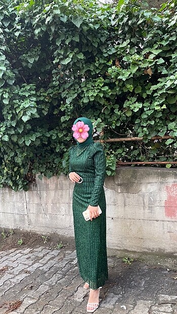 Diğer Yeşil Abiye