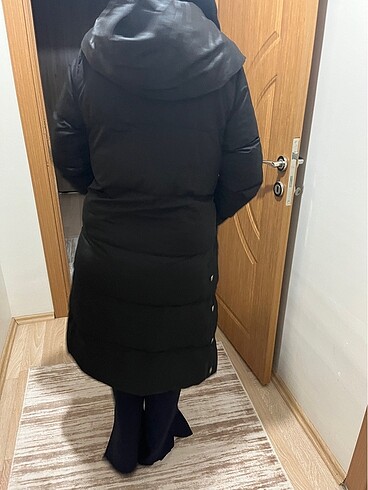 38 Beden siyah Renk Şişme mont