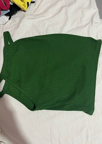 Diğer Yeşil V Yaka crop
