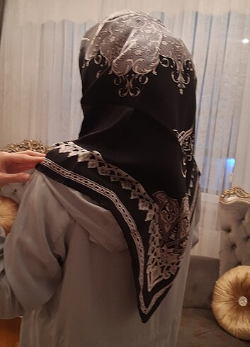 Diğer Ipek eşarp