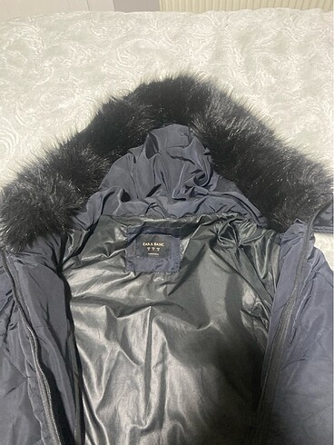 Zara Mont