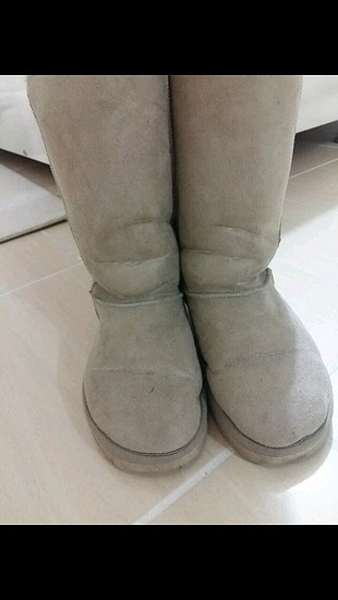 ugg bot 
