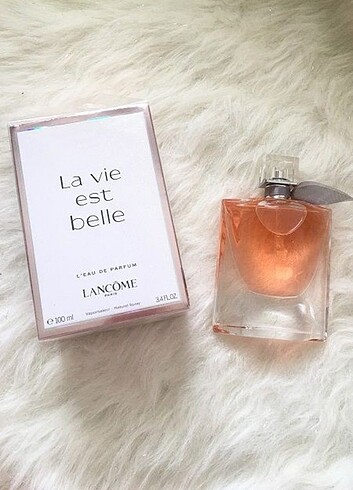 Lancome La vie est belle.