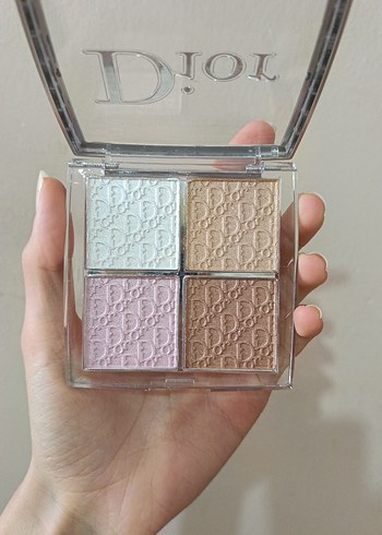 Beden Renk Dior Backstage Glow Face Palette 001 Universal- 4'lü Aydınlatıcı