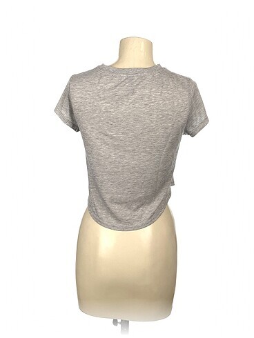 s Beden H&M T-shirt %70 İndirimli.