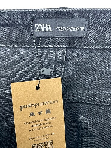 40 Beden siyah Renk Zara Jean / Kot %70 İndirimli.