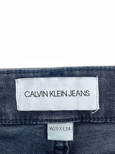 29 Beden siyah Renk Calvin Klein Jean / Kot %70 İndirimli.