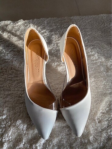 37 Beden beyaz Renk Stiletto