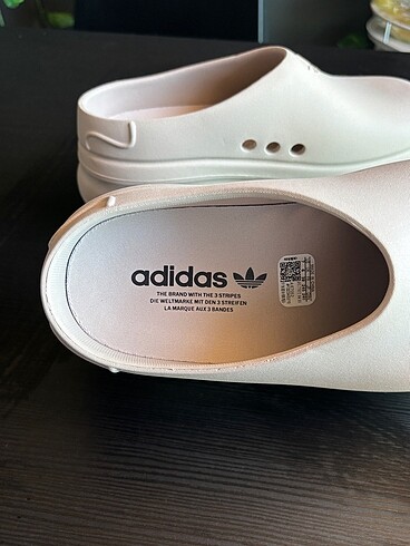 39 Beden Orijinal Adidas kadın terlik