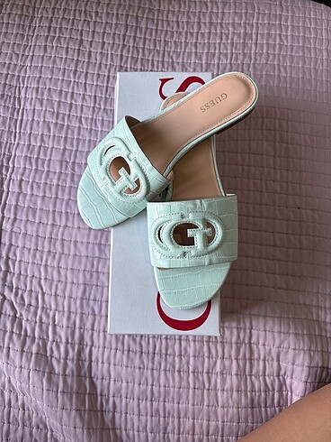 GUESS TERLİK