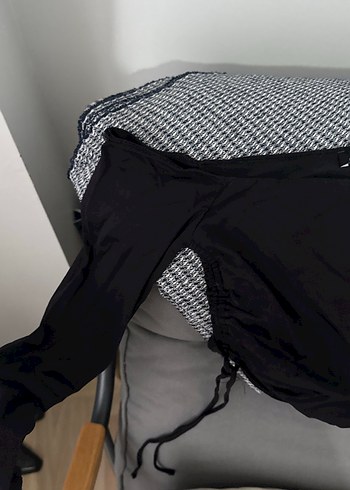 Bershka Siyah Drapeli Hamile Midi Etek