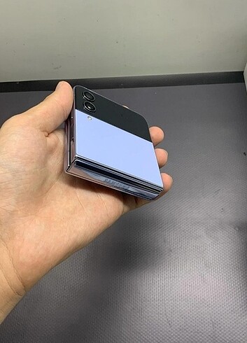 Samsung z flip 4 