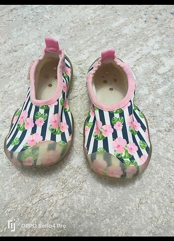 Kız çocuk deniz ayakkabıları
