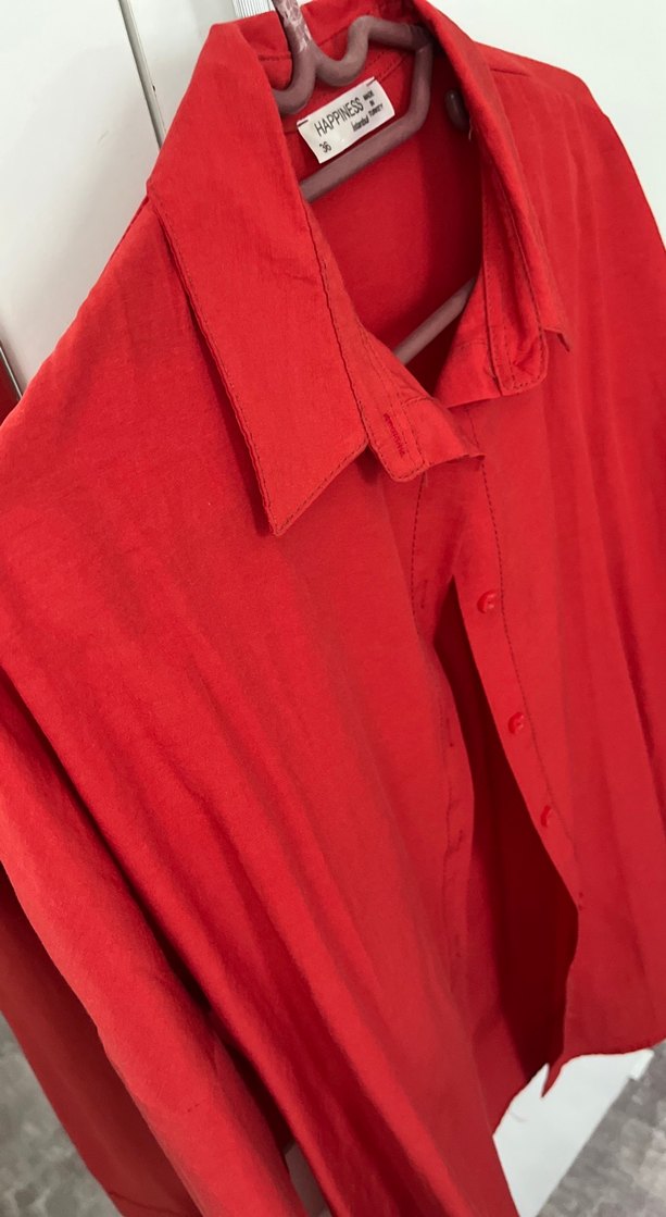 Düğmeli Kırmızı Kadın Keten Gömlek - Görsel 2