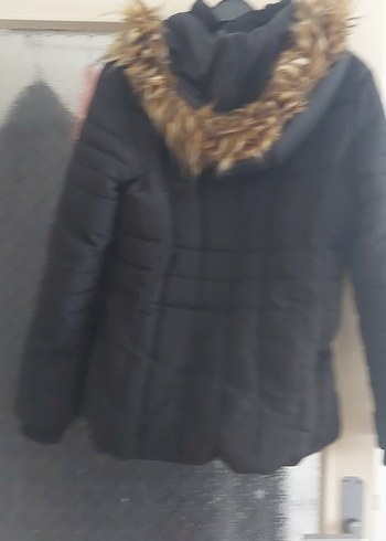 LC Waikiki Siyah Kürklü Kadın Kışlık Mont