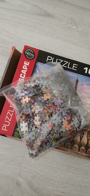 Neon 1000 Parça Puzzle