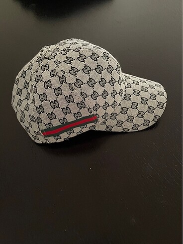 Gucci şapka