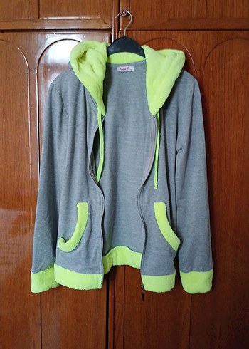 Neon Kapüşonlu Spor Üst - Görsel 2