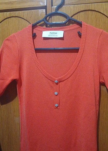 Düğmeli Kırmızı Kısa Kollu Kadın Triko Elbise - Görsel 2